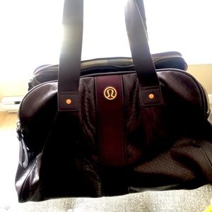 Purple Lululemon gym bag
